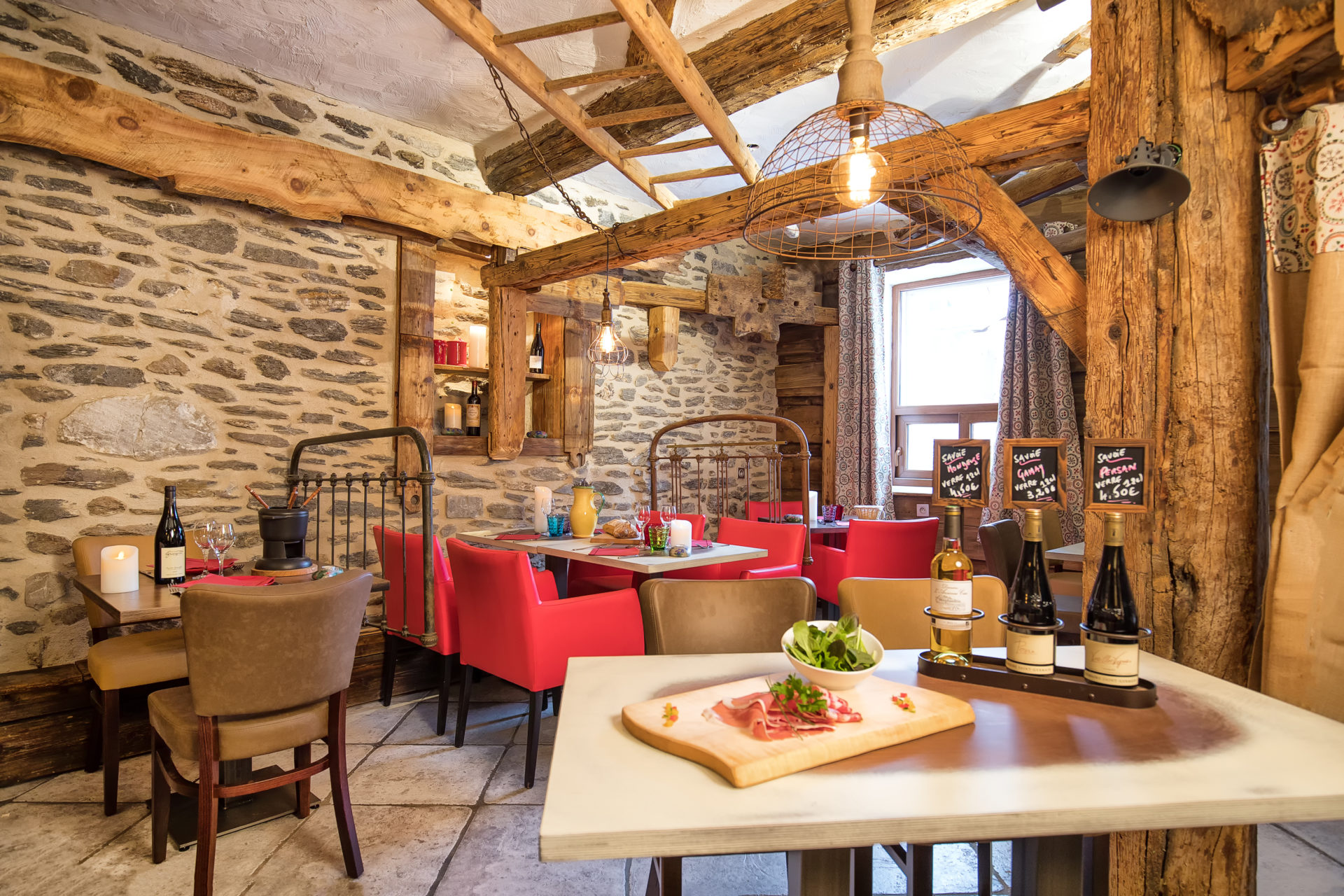 Restaurant l'Estanco Val Cenis Lanslevillard Maurienne Savoie